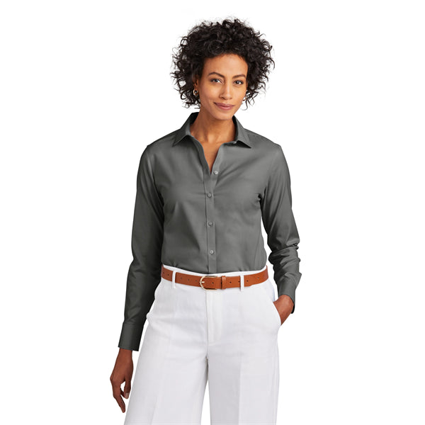 Women's Wrinkle-Free Stretch Pinpoint Shirt